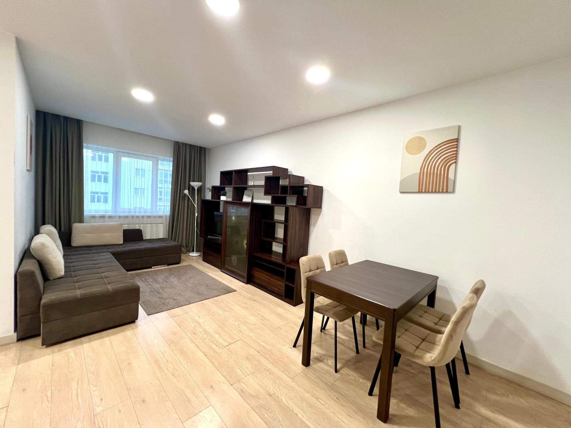 Osapart Comfortable Apartment In A Complex Great Britain Lviv Exterior photo